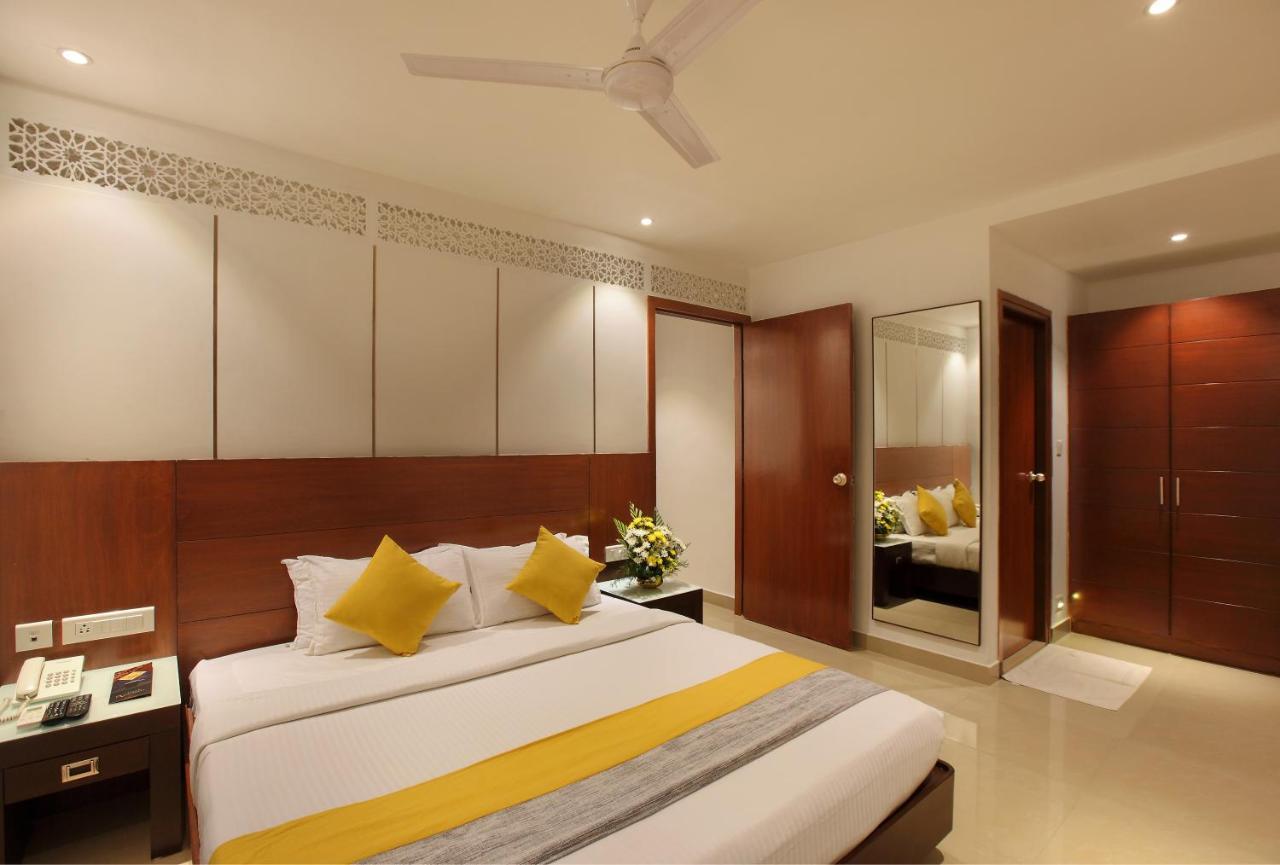 Hotel Park Residency Kuttiyadi Kuttyadi Exterior foto